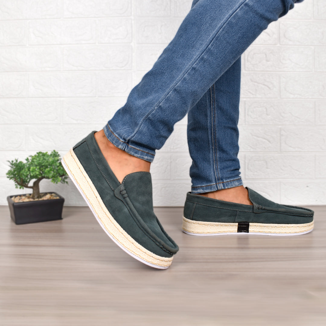 gid://shopify/MediaImage/24532706623582